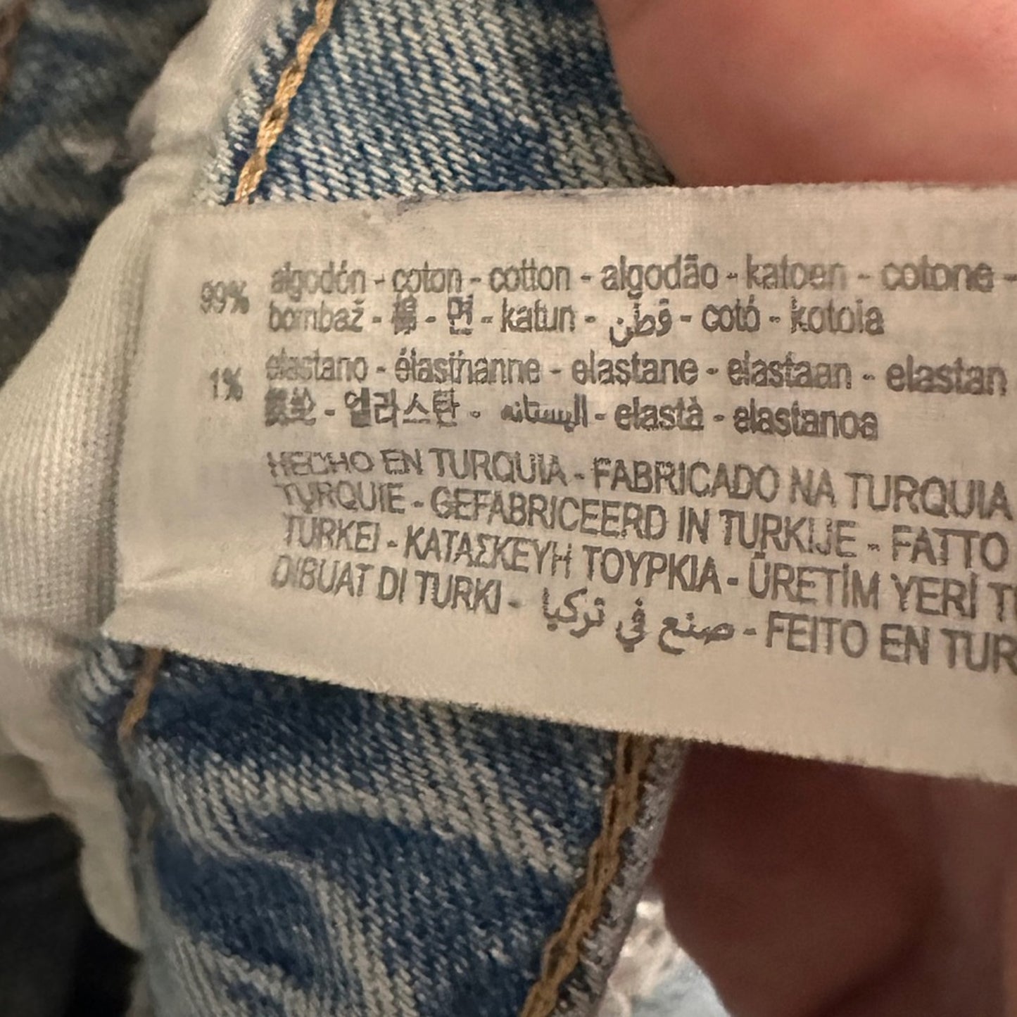 Zara distressed jeans size 6