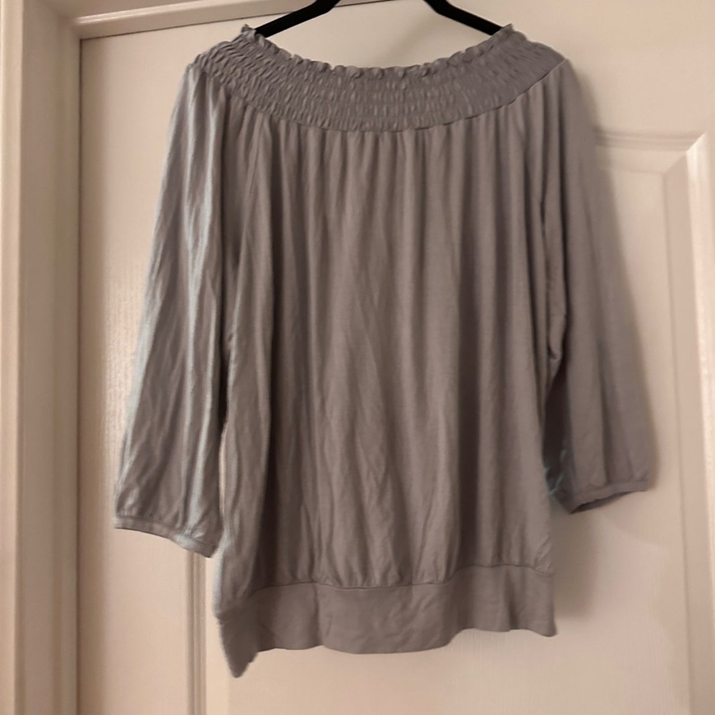 Cable & Gauge grey blouse size small