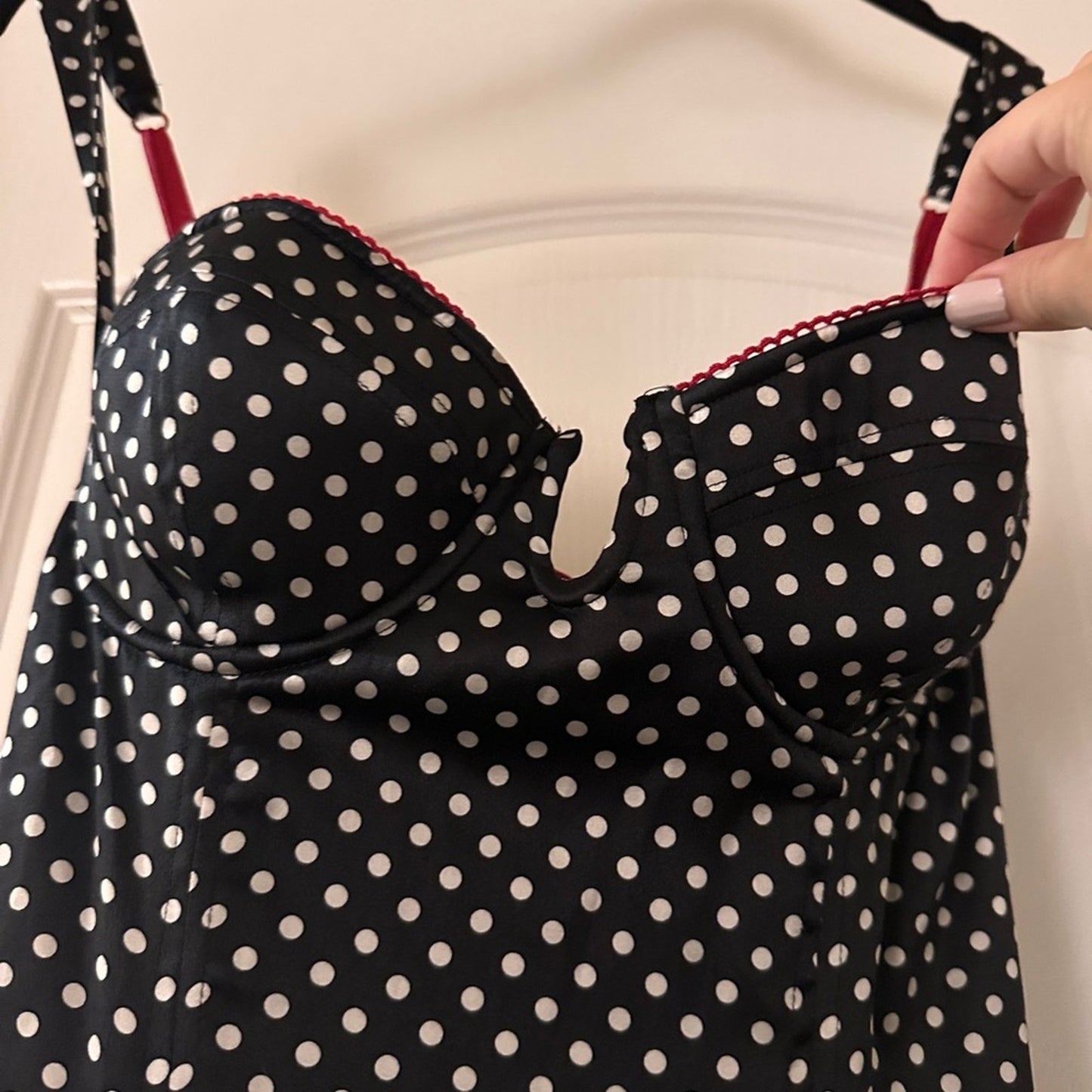 🍷Black and white polkadot chemise