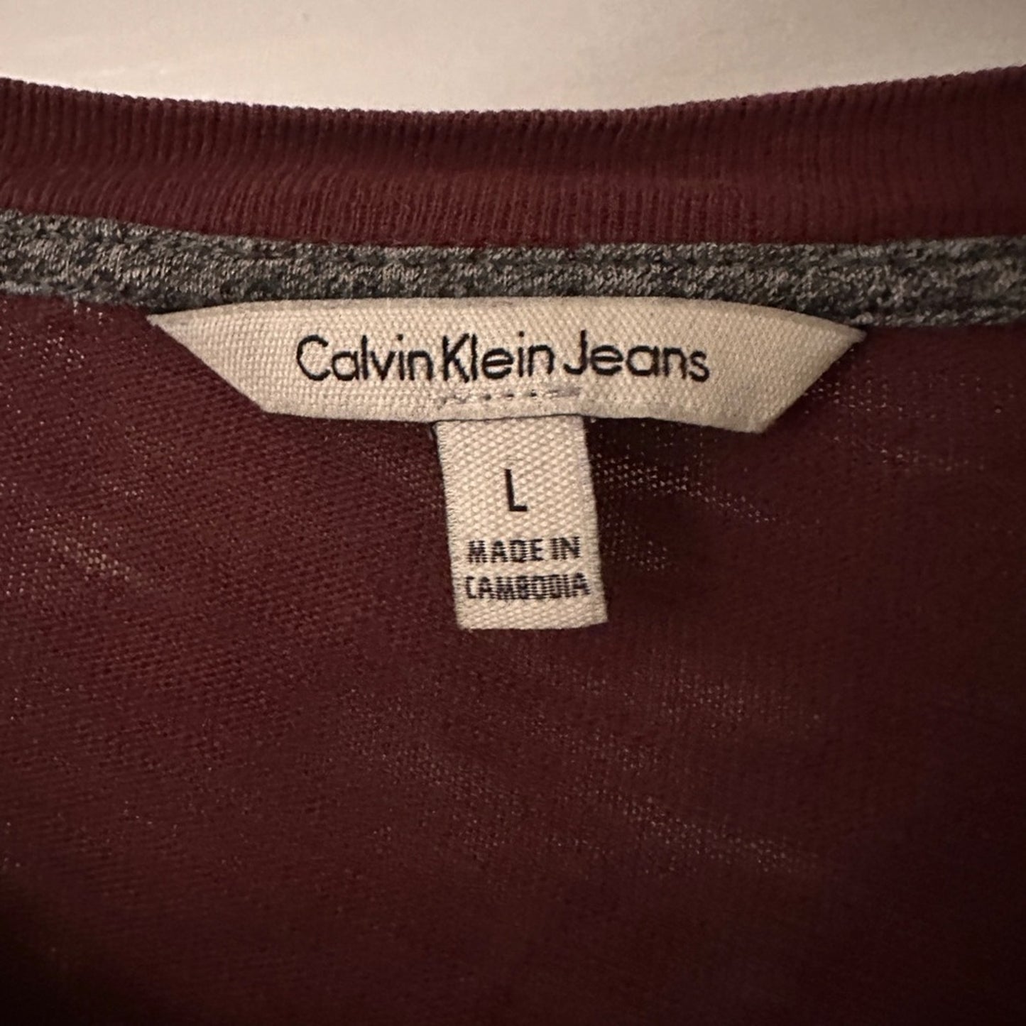 Calvin Klein maroon long sleeve tee size large