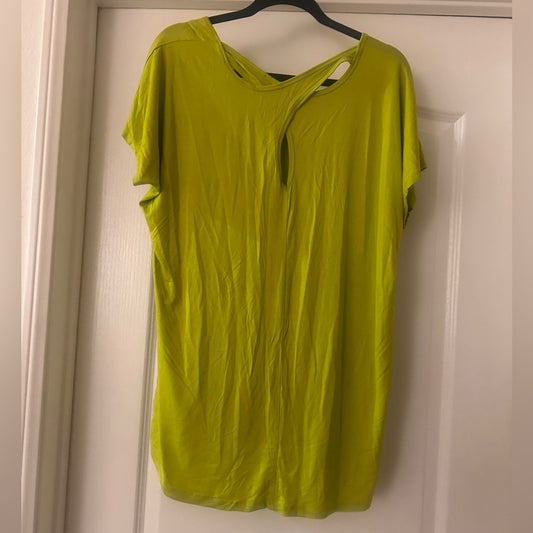 🍷Cable & Gauge bright green criss cross back tee shirt size XL