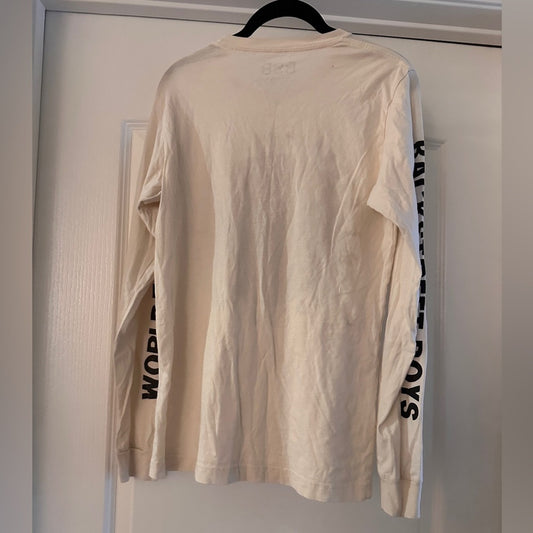 Backstreet Boys size small 100% graphic tee shirt size small