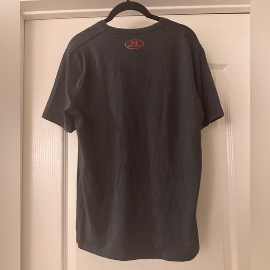 Under Amour grey tee shirt size medium