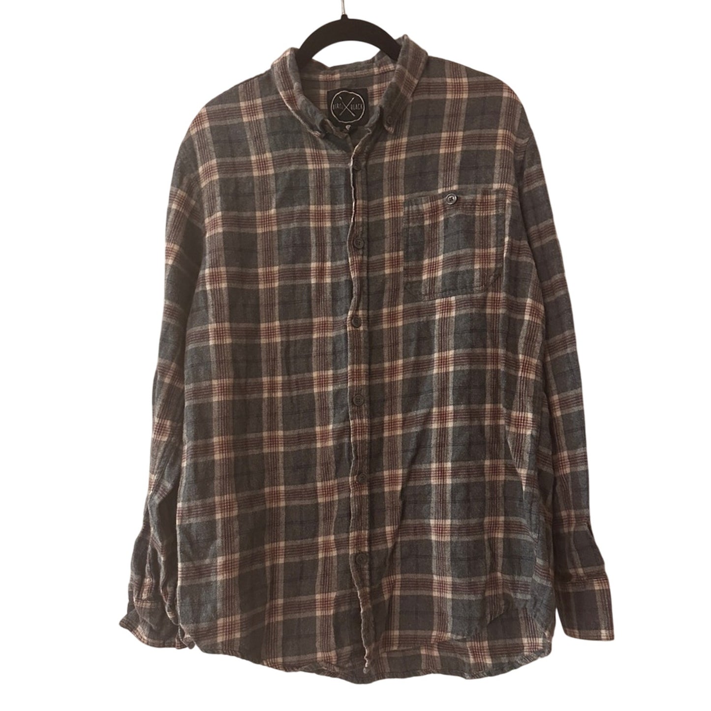 Birch black blue read and cream plaid navy button down flannel size large
