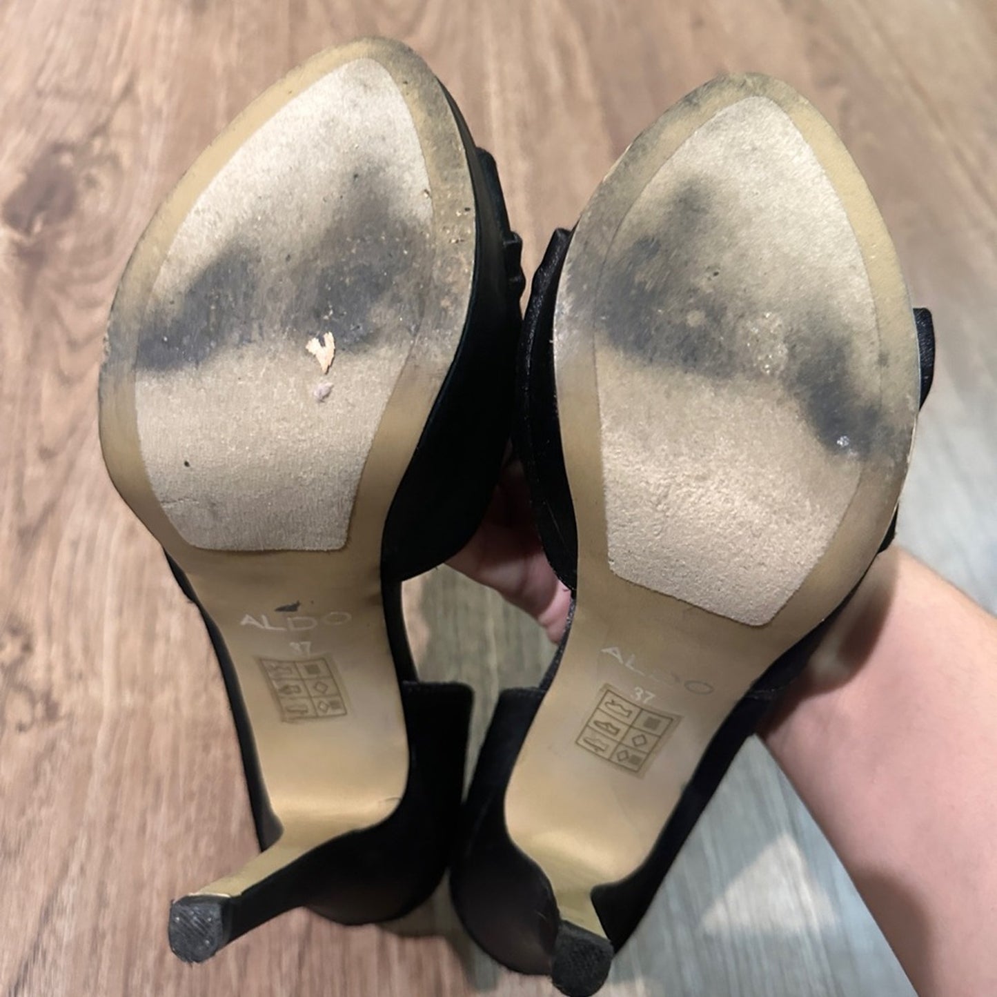 Aldo black platform satin opens toe heels with bow detail size 37/7