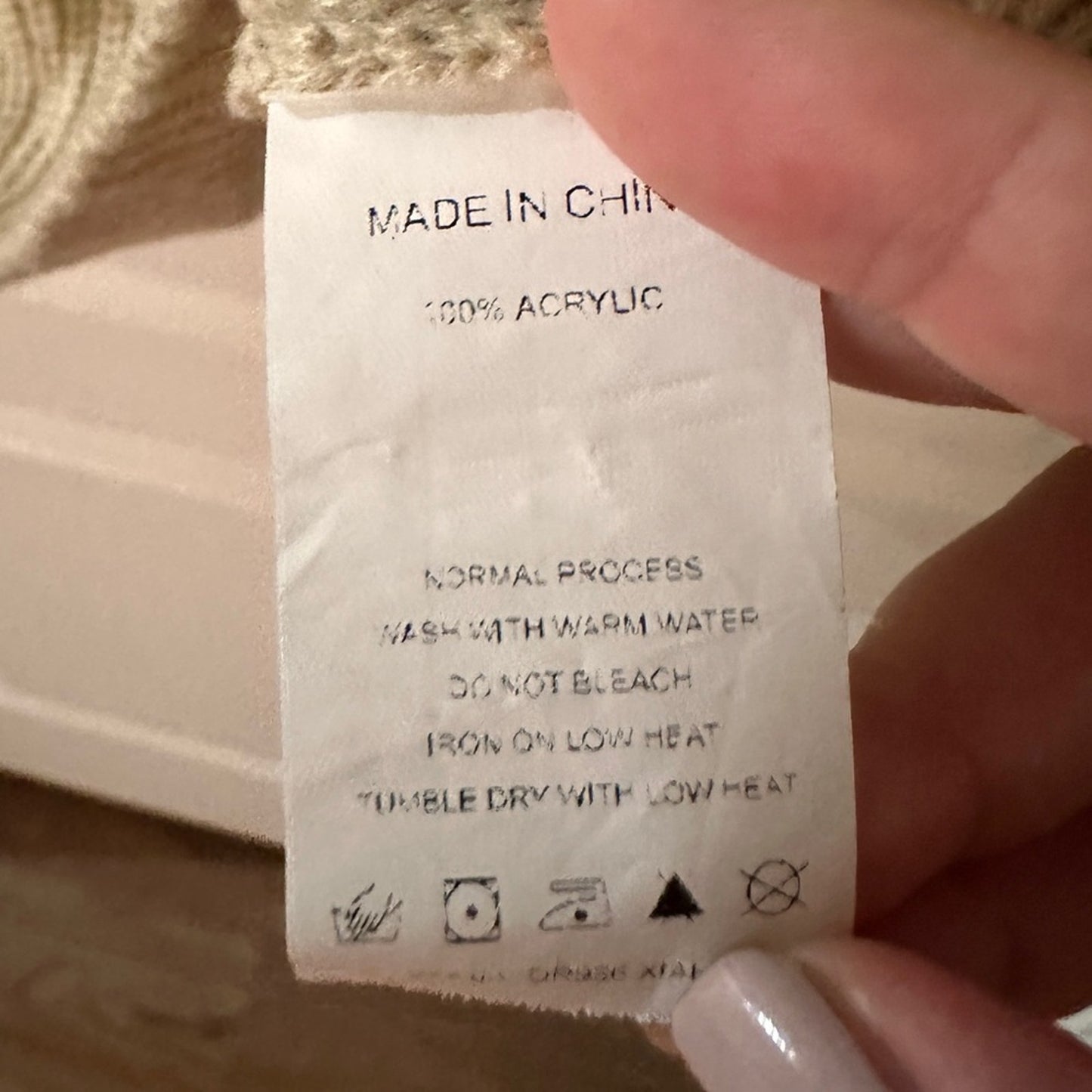 Simplee beige knit sweater dress size medium