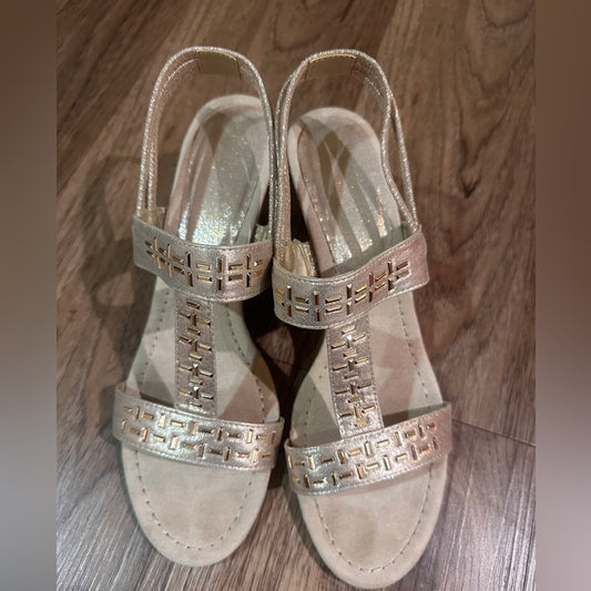 New York transit champagne embellished sling back sandals size 9.5 , new in box