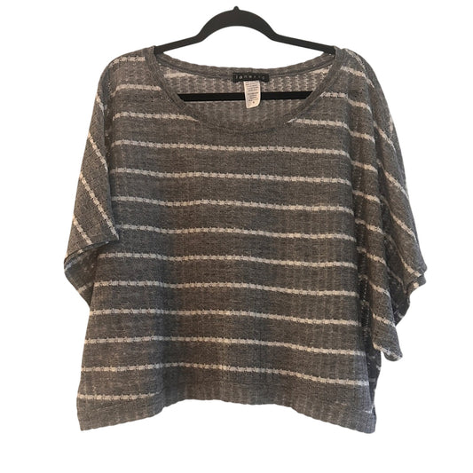 🍷Vintage Janeric boxy grey and white striped knit top size M