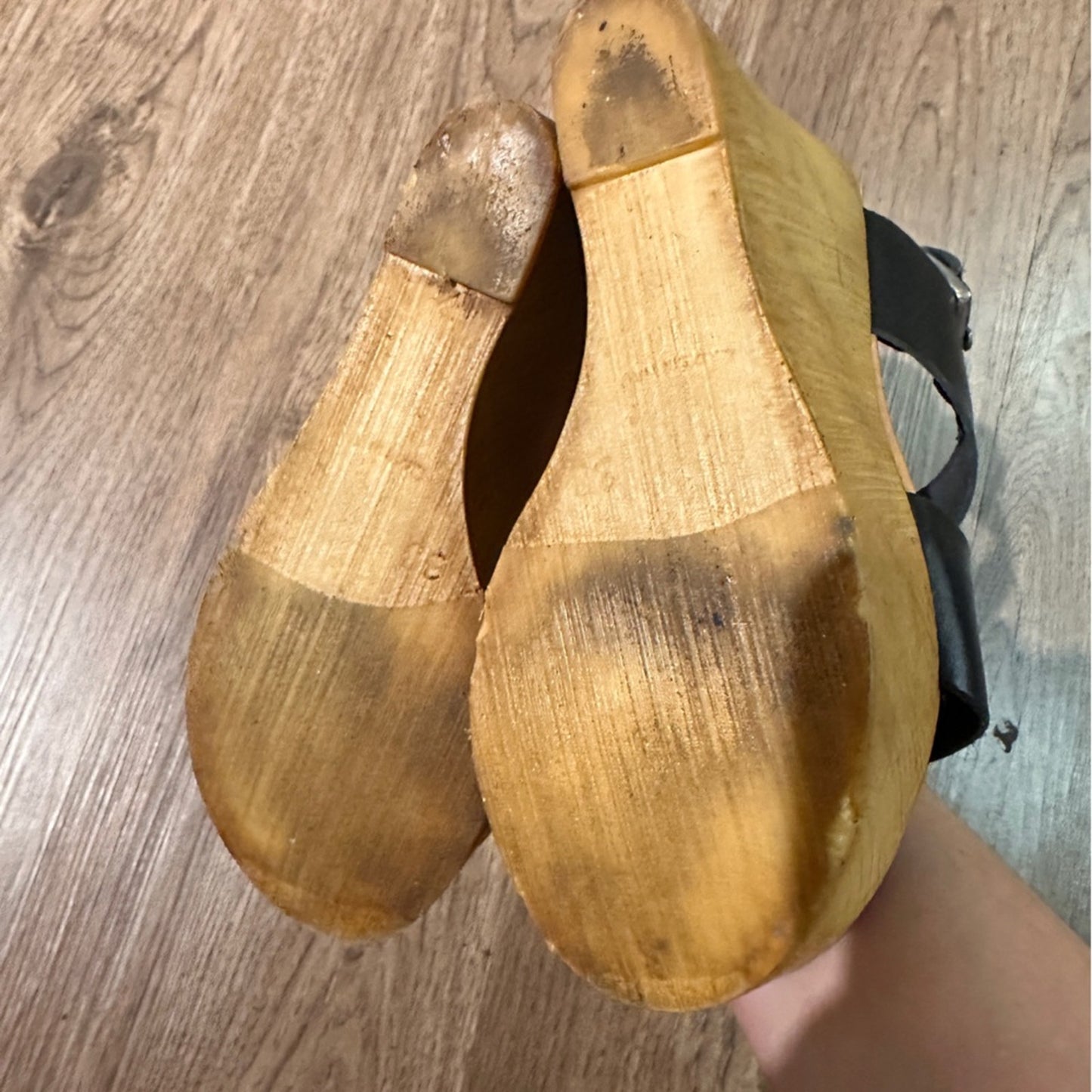 Steve Madden black and brown platform wedges size 8