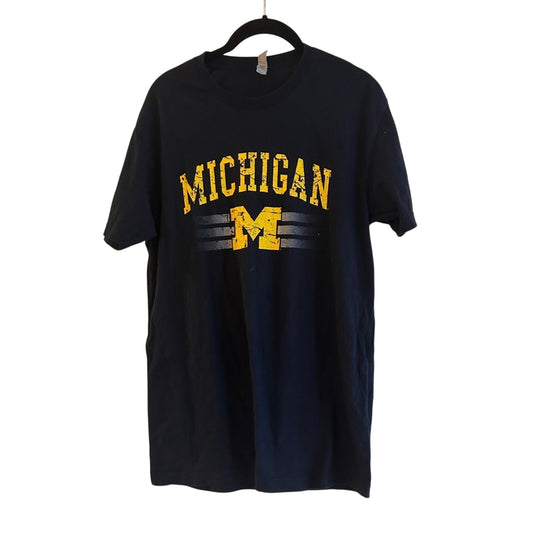 Michigan navy blue tee size medium