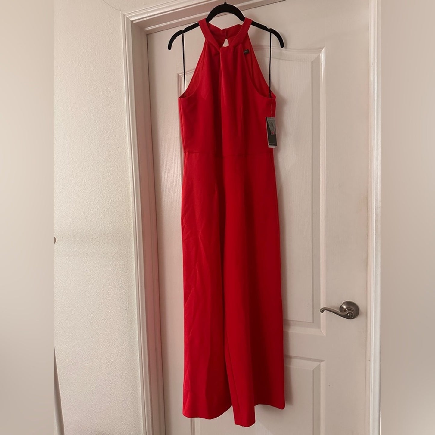 🍷 NWT Julia Jordan red twist front halter jumpsuit size 10