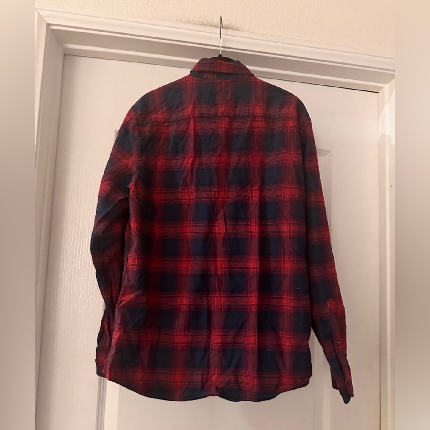 Banana Republic navy and red cotton luxe flannel button up shirt size medium