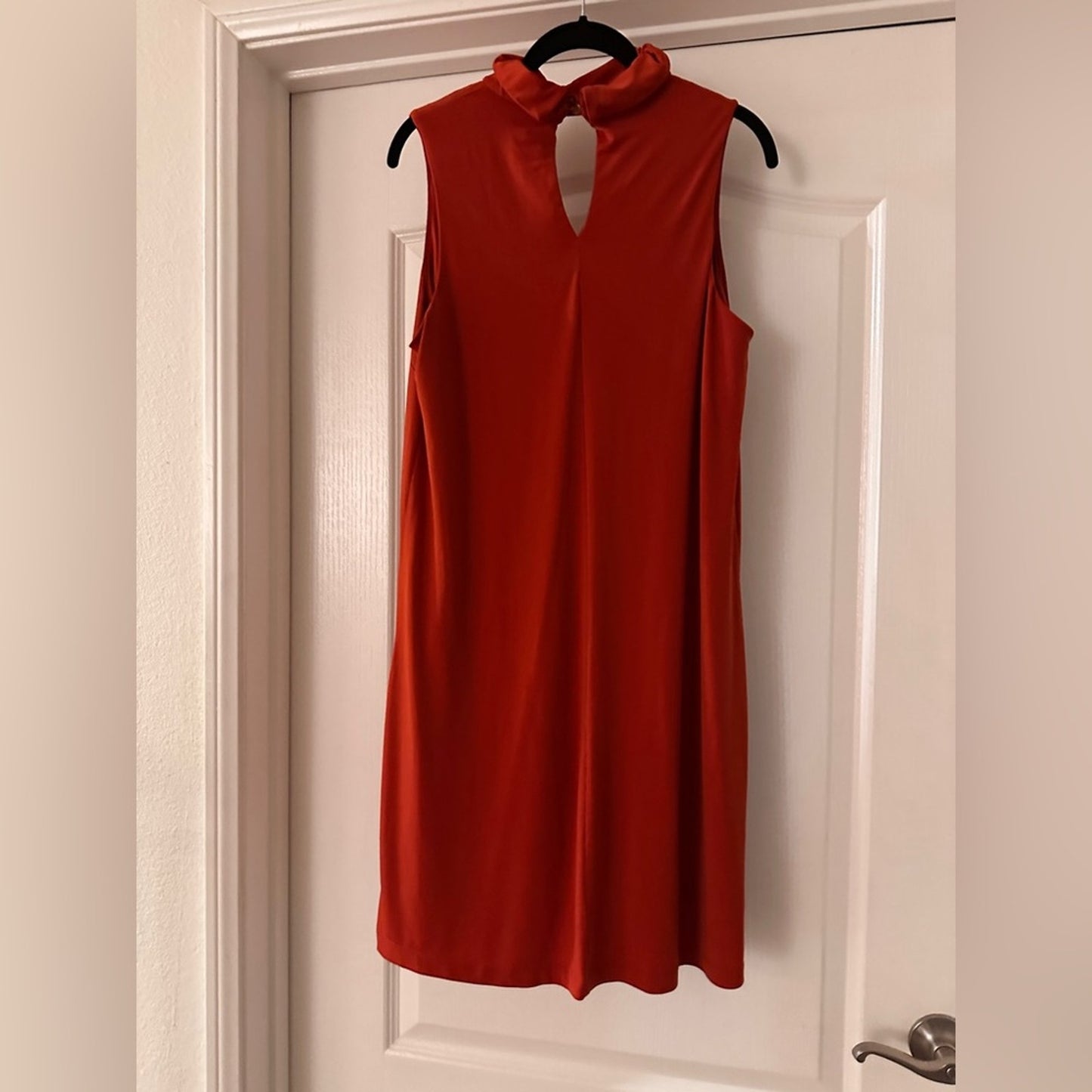 🍷London Times dark orange cut out turtle neck sleeveless dress size 10
