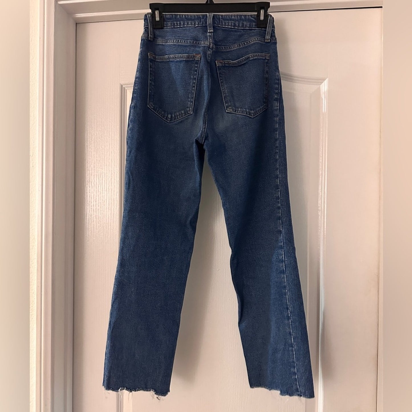 Abercrombie & Fitch natural rise ankle straight jeans size 4/27