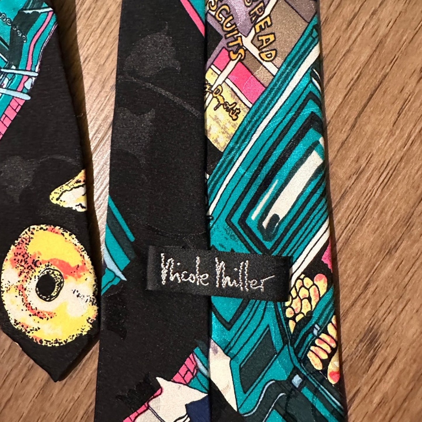🍷Set of 2 vintage silk ties