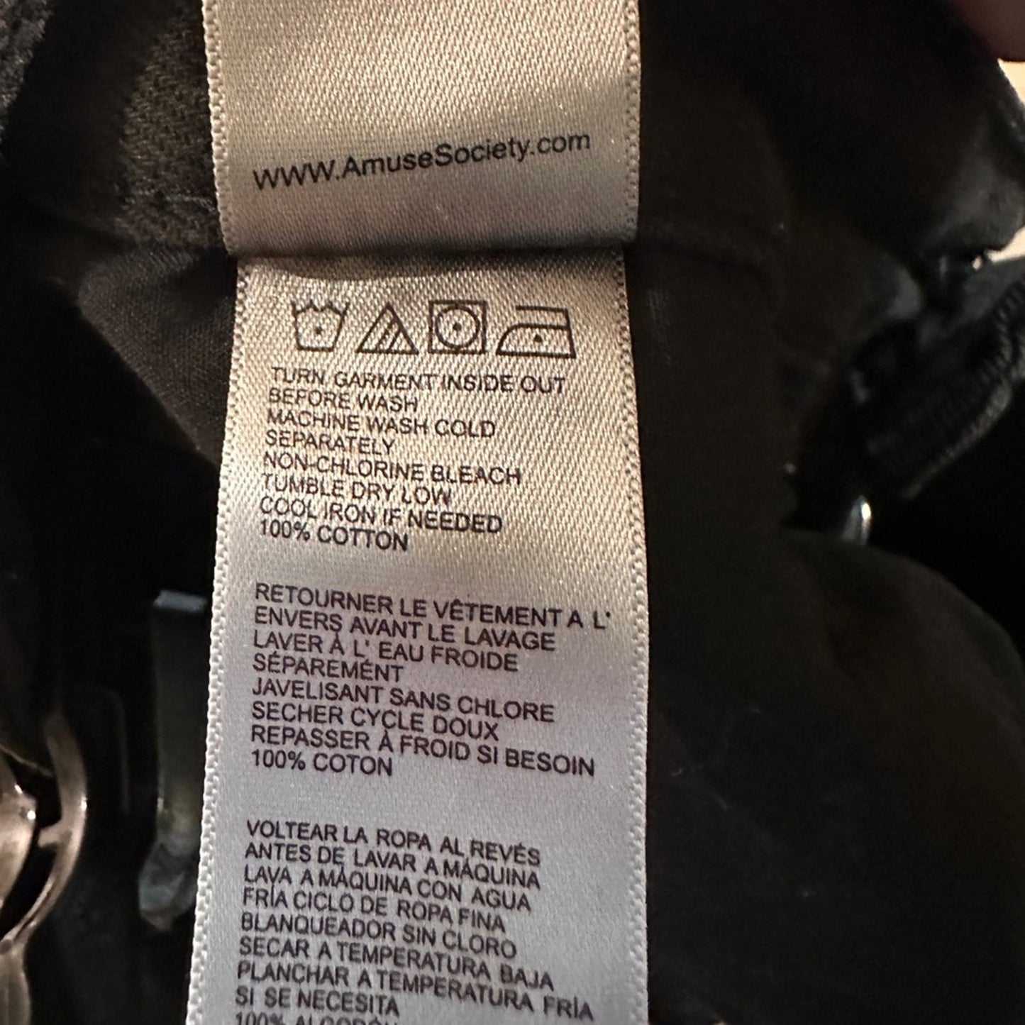 Amuse society back denim shorts size 28