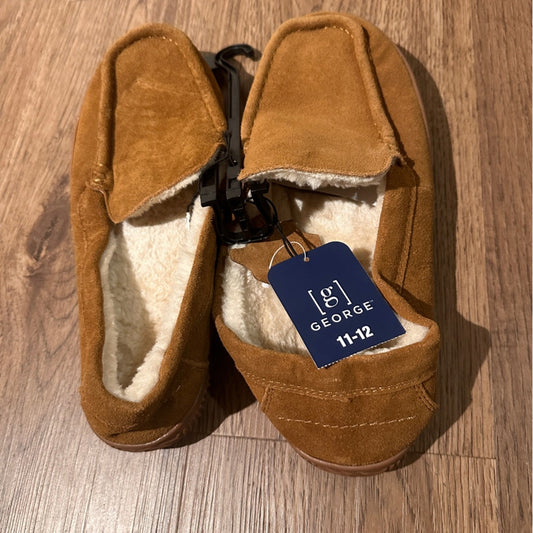 NWT George moccasins size 11-12