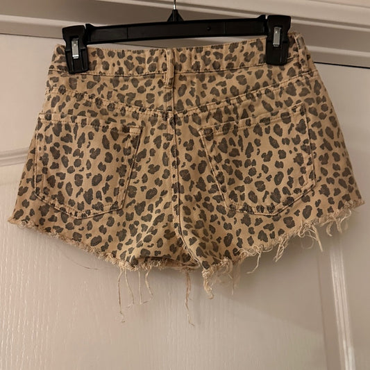 Pacsun high rise festival shorts animal print size 24