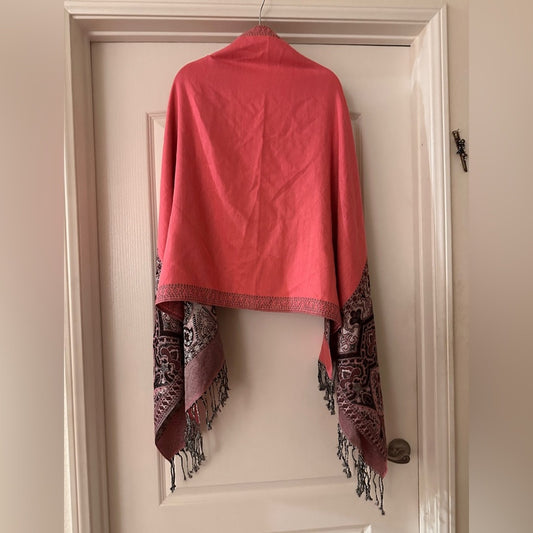 Pink woven pashmina scarf
