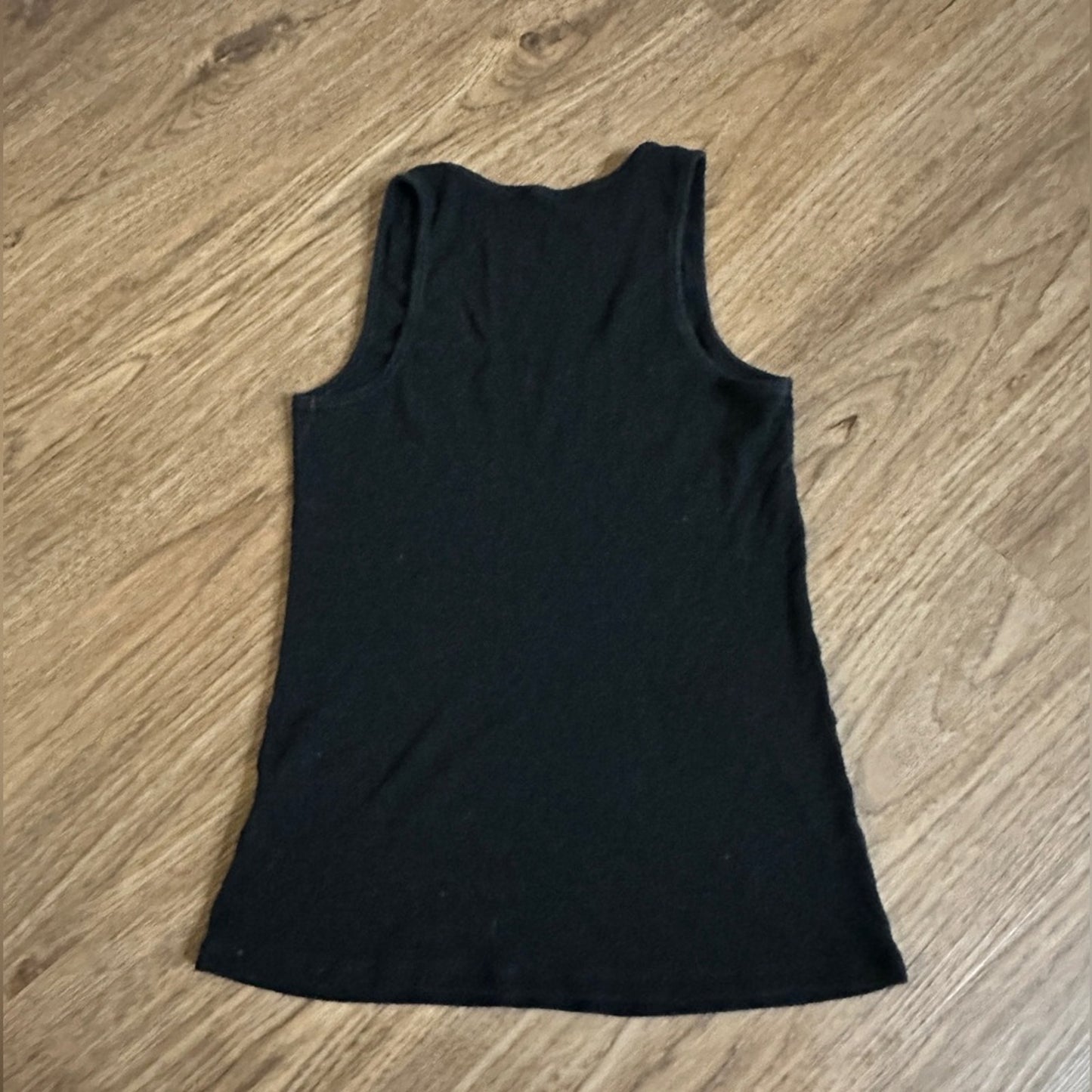 🍷J brand black ribbon knit tank top size medium