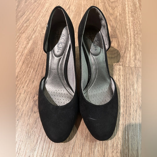 Life stride soft style black comfort heels size 6