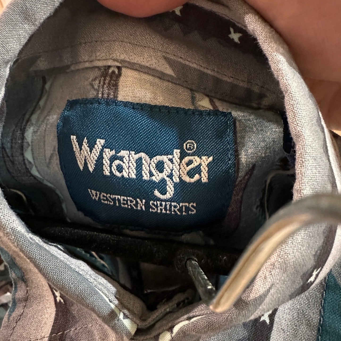 Wangler Western print blue and grey snap button shirt size kids small