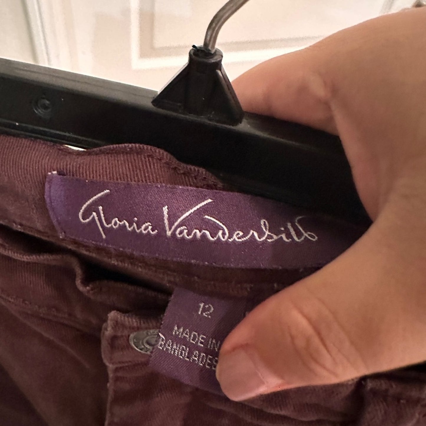 Gloria Vanderbilt the Amanda straight leg jeans size 12
