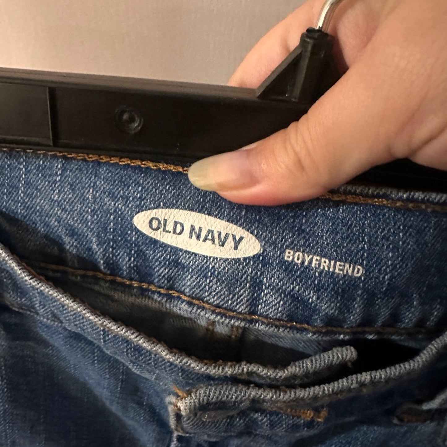 Old Navy Distressed denim shorts size 10