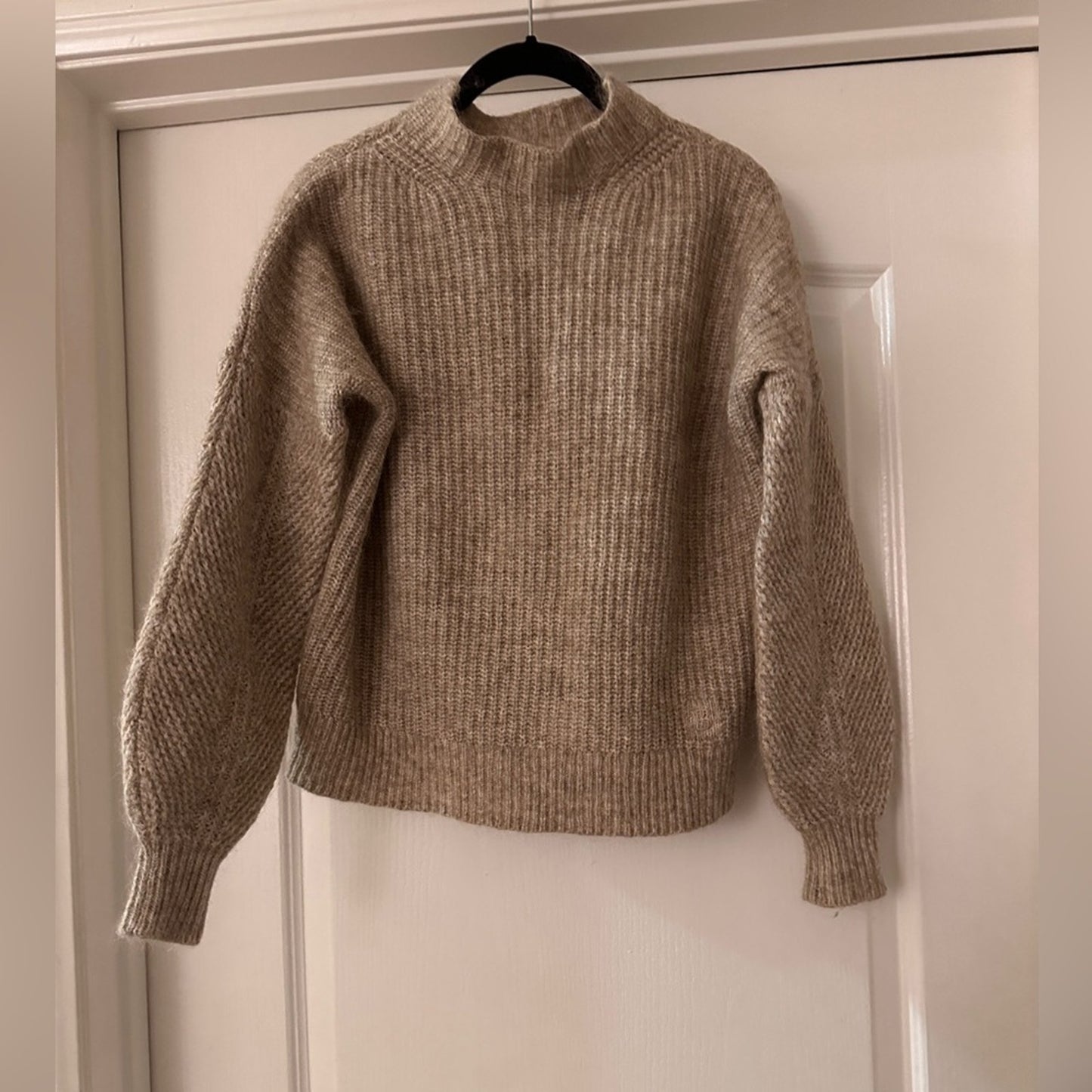 Ted Baker wool blend beige mock neck sweater size 3