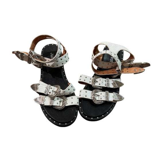 Julestyl’ white and black and silver western inspired sandals size 37/7