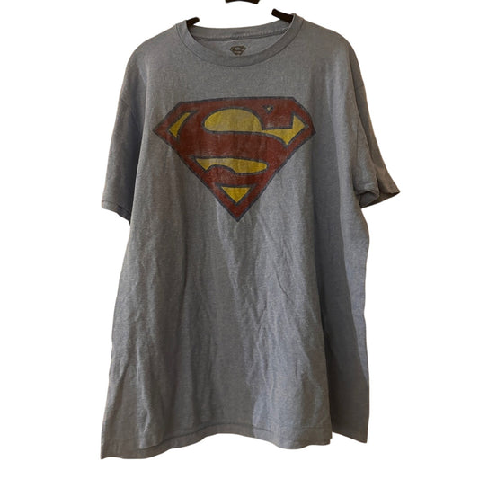 Superman graphic tee size large