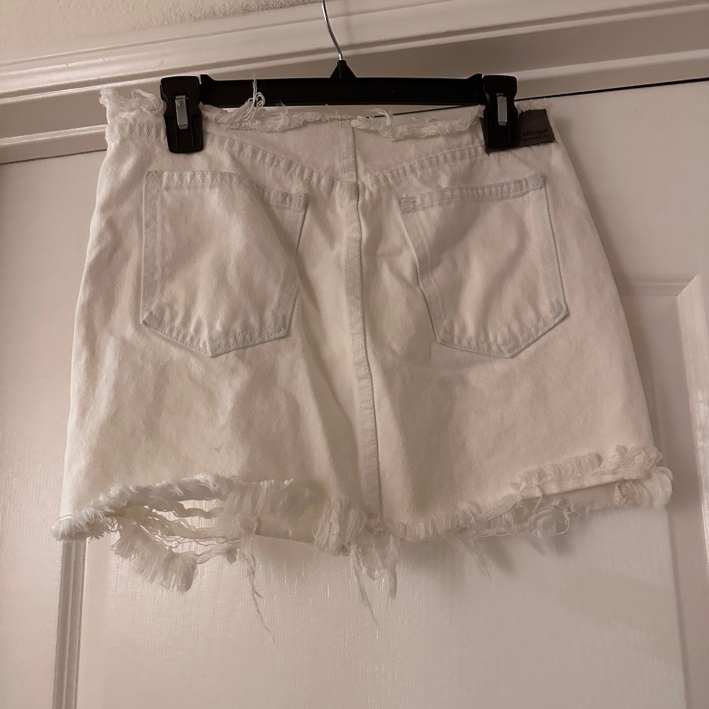 Carmar white distressed denim down rose skirt size 28