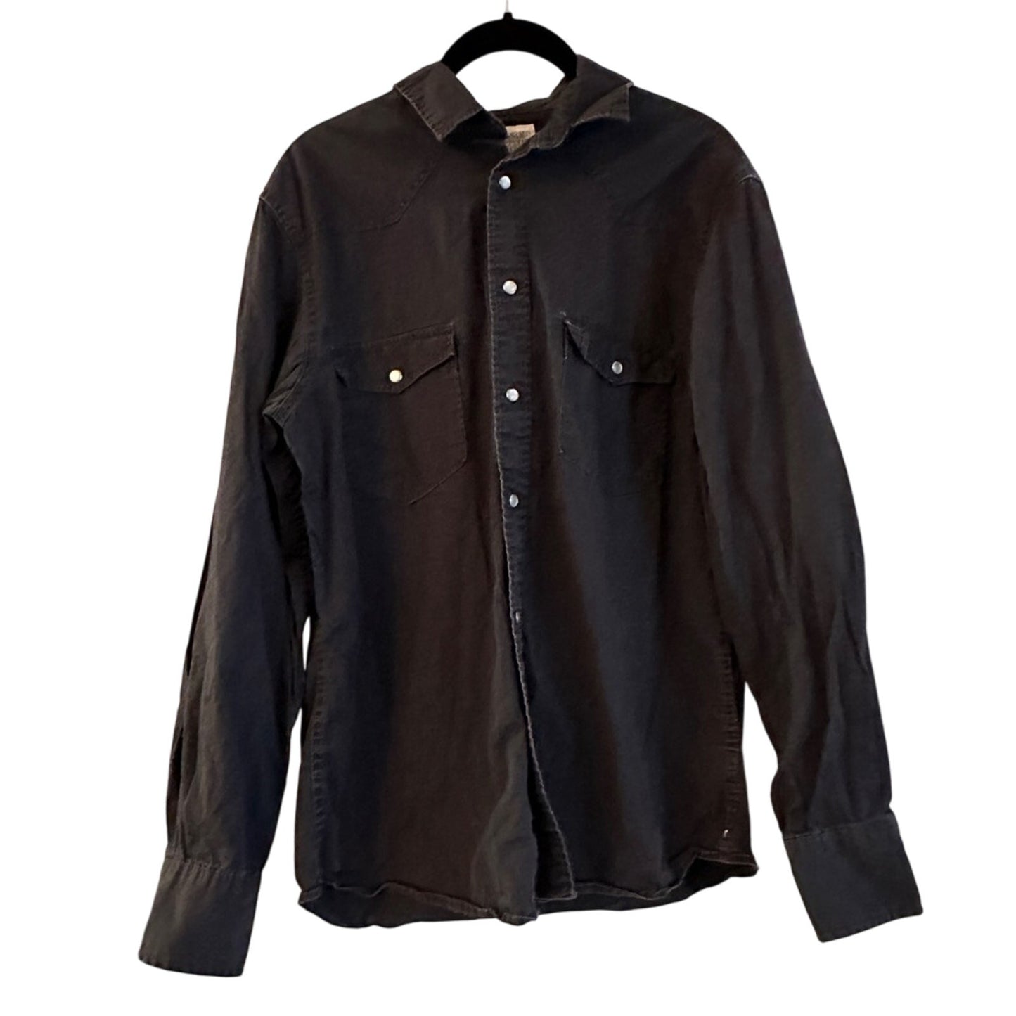 Mossimo supply co black pearl snap shirt size medium