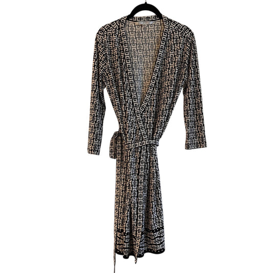 Max Studio cream and black geometric print wrap dress size small