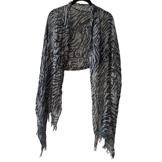 🍷Banana Republic navy and grey abstract print scarf