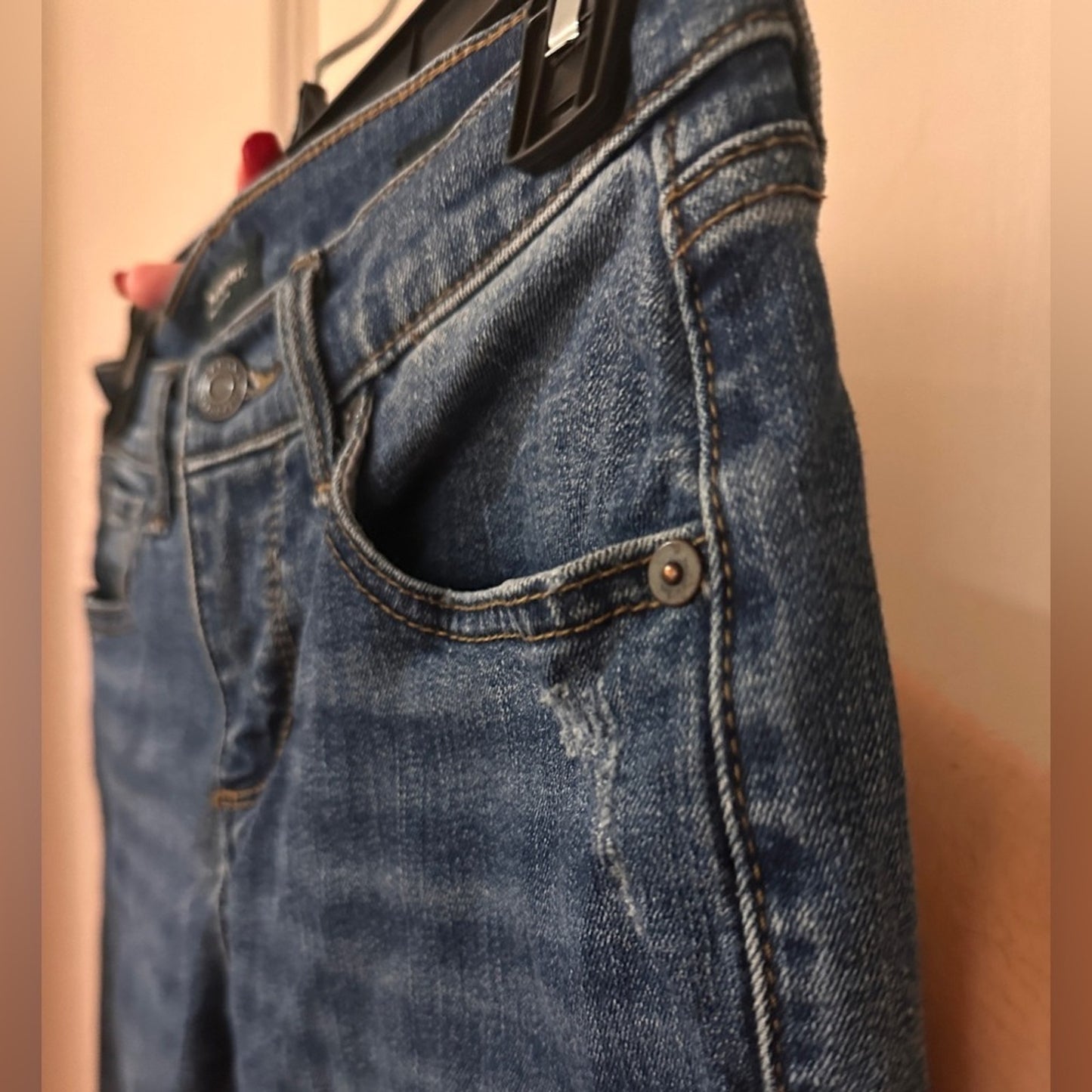 Banana Republic lightly distressed girlfriend jeans size 25 petite