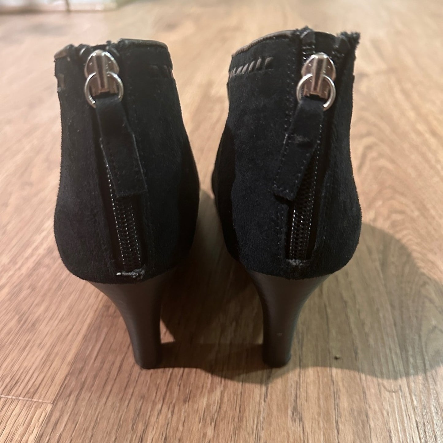 Life stride black leather suede heeled booties size 8.5