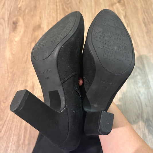Unisa black over the knee suede boots size 9.5
