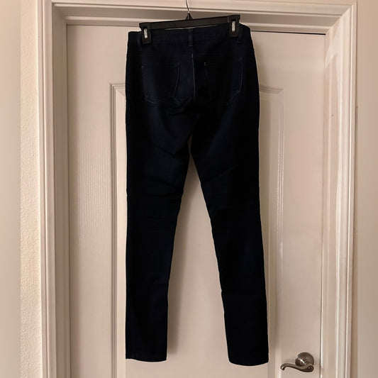 Culture dark wash skinny jeans size 7
