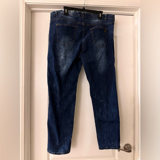 VIP distressed straight leg jeans size 23