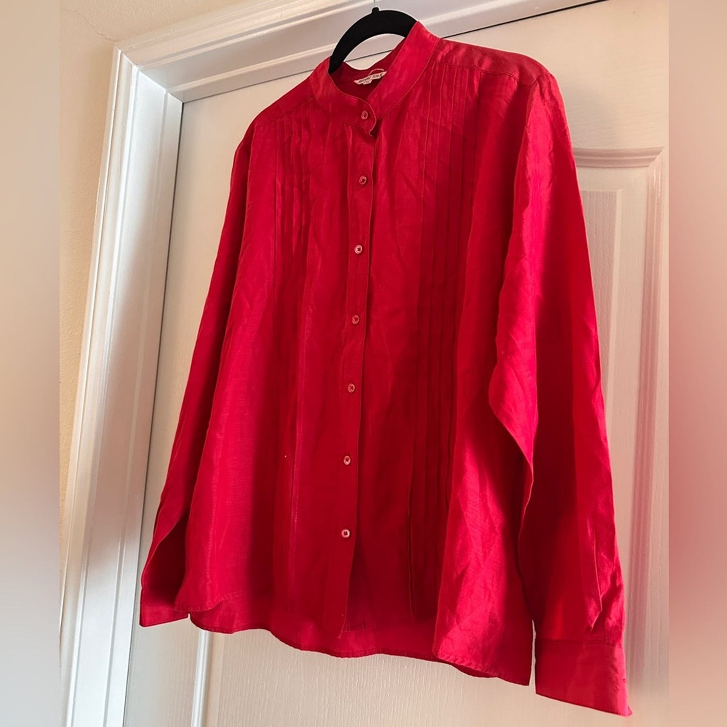Vintage Royal silk woven red button up shirt size 16