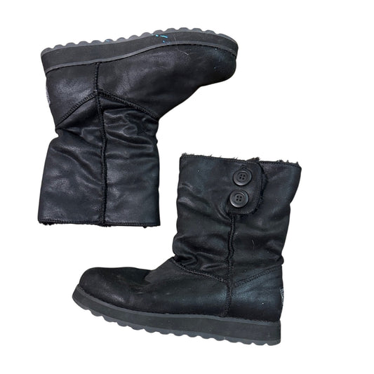 🍷Black sketchers boots size 8