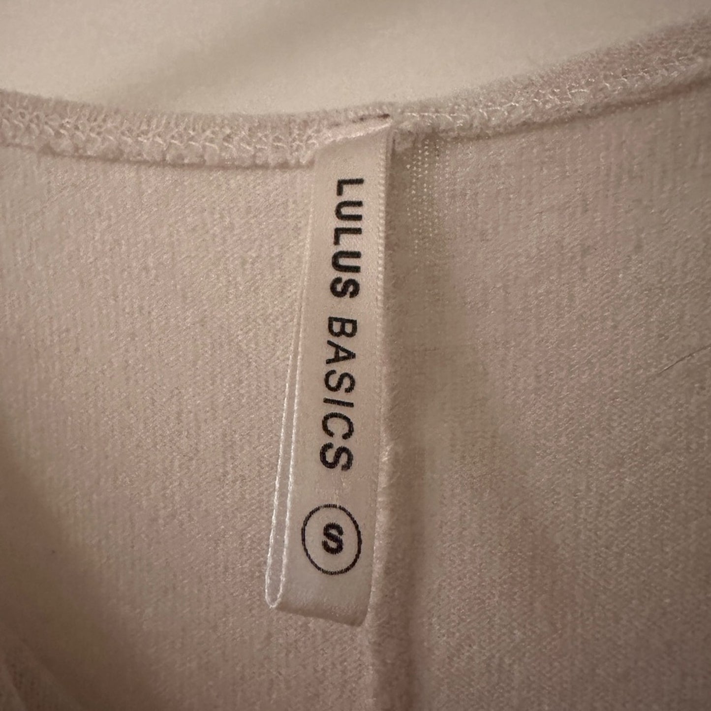🐈‍⬛Lulus light grey lightweight sweater size small